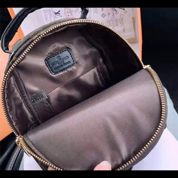 Sold !! Lv mini bag pack !!! - Picture 4 of 9